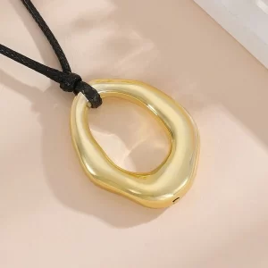 1pc Metallic Hollow Out Asymmetrical Geometric Multiple Element Heart Shaped Pendant Collar Necklace For Women Fashion Casual Street Party Jewelry Yellow Gold