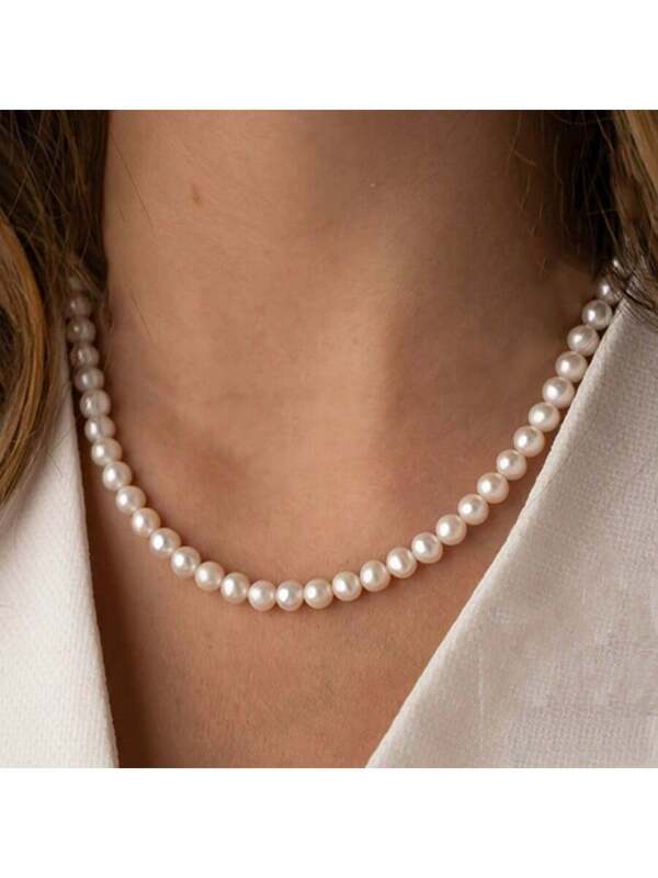 Pearl Necklace - Unique French Vintage Style - Hypoallergenic Luxury Jewelry - Perfect Gift For Mother's Day, Valentine's Day, Weddings, And Celebrations - Multifunctional Daily Charm Gift For Women White