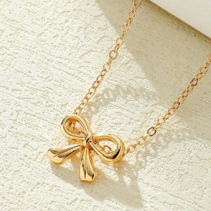 14K Bow Pendant Necklace Gold